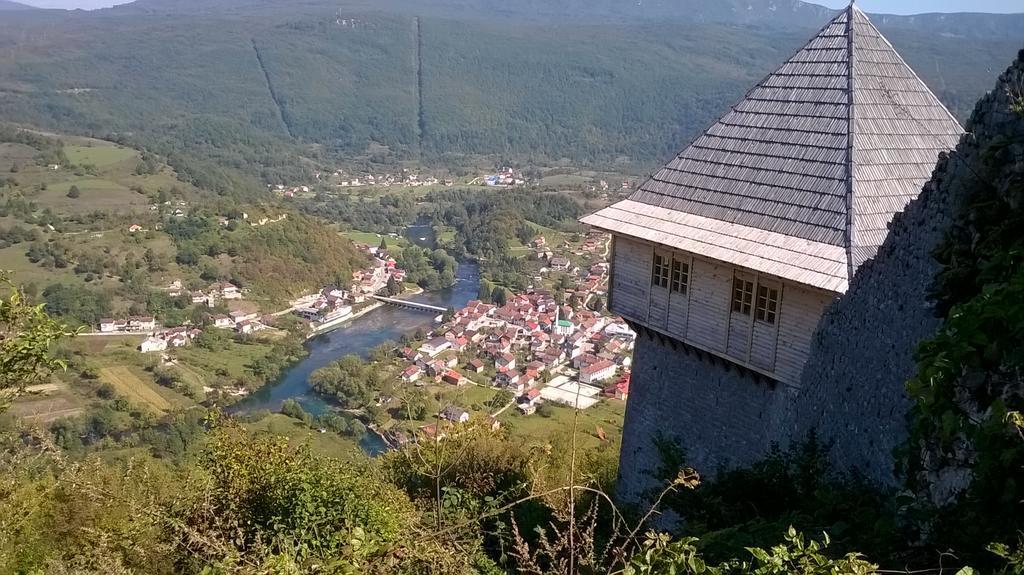 Villa Artemida Kulen Vakuf Exterior foto